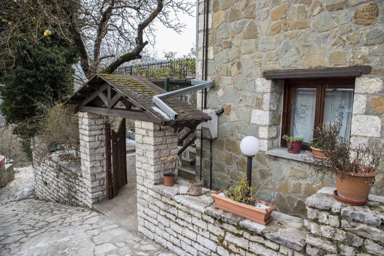 Ξενώνας Πατρικό Нераидохори Экстерьер фото